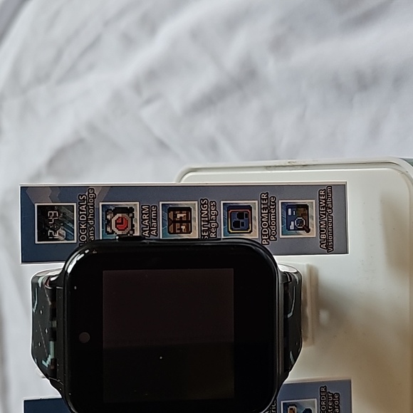 Minecraft interactive watch - Picture 3 of 5